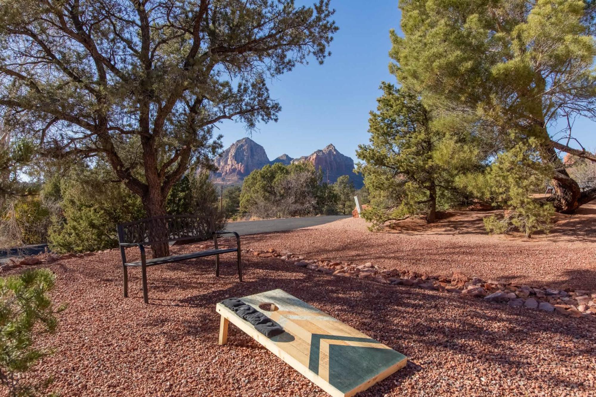 5 Bed 3 Bath Uptown Sedona-Game Room-Sauna-Cold Plunge-Jacuzzi-Gym Екстер'єр фото