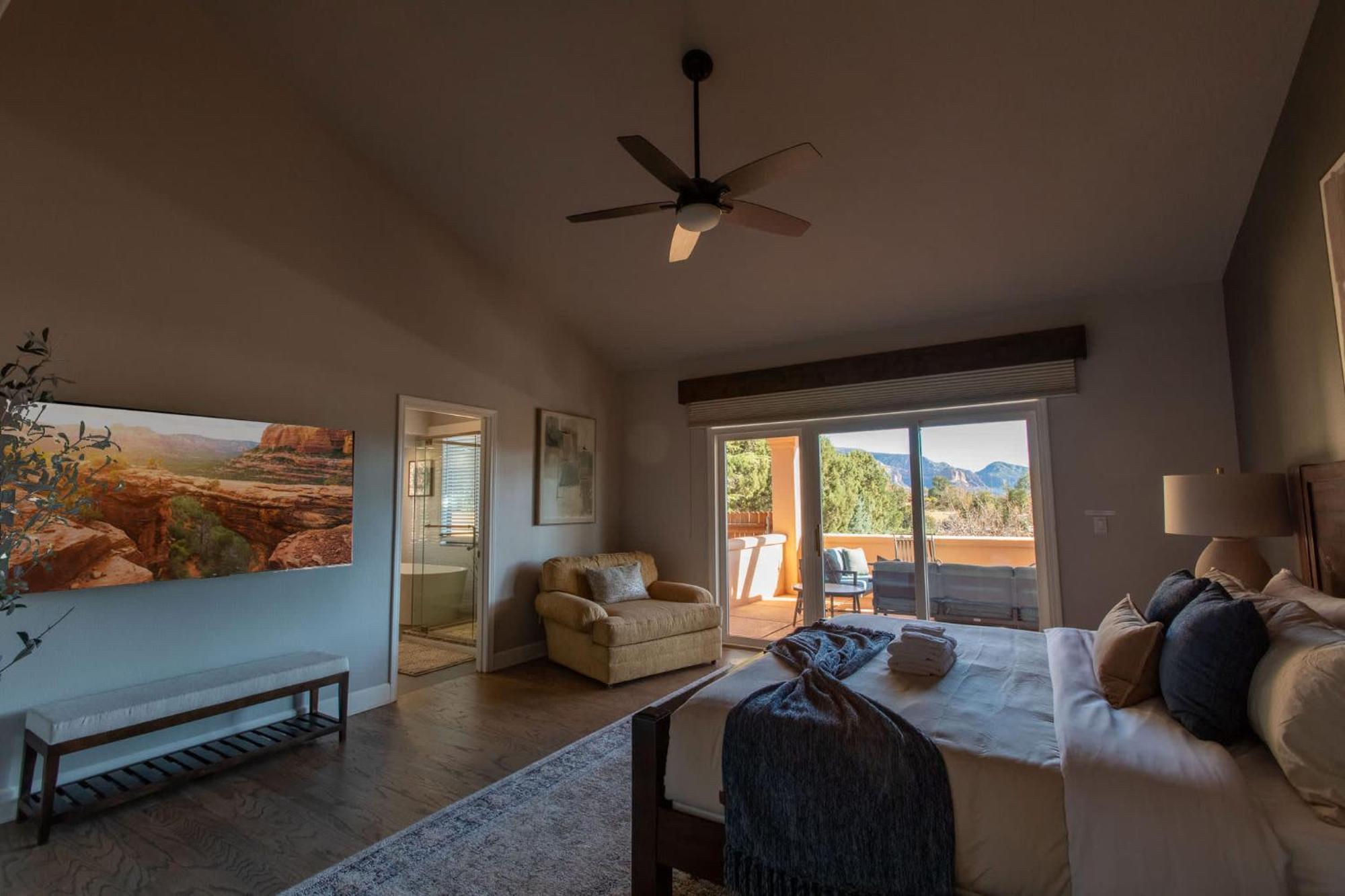5 Bed 3 Bath Uptown Sedona-Game Room-Sauna-Cold Plunge-Jacuzzi-Gym Екстер'єр фото