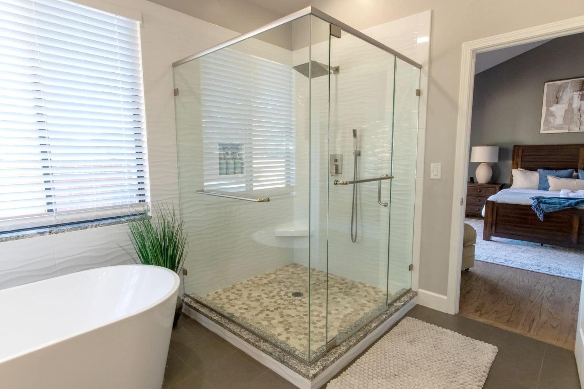 5 Bed 3 Bath Uptown Sedona-Game Room-Sauna-Cold Plunge-Jacuzzi-Gym Екстер'єр фото